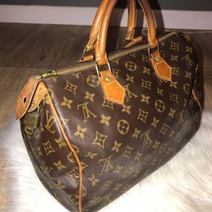Louis Vuitton Speedy 30